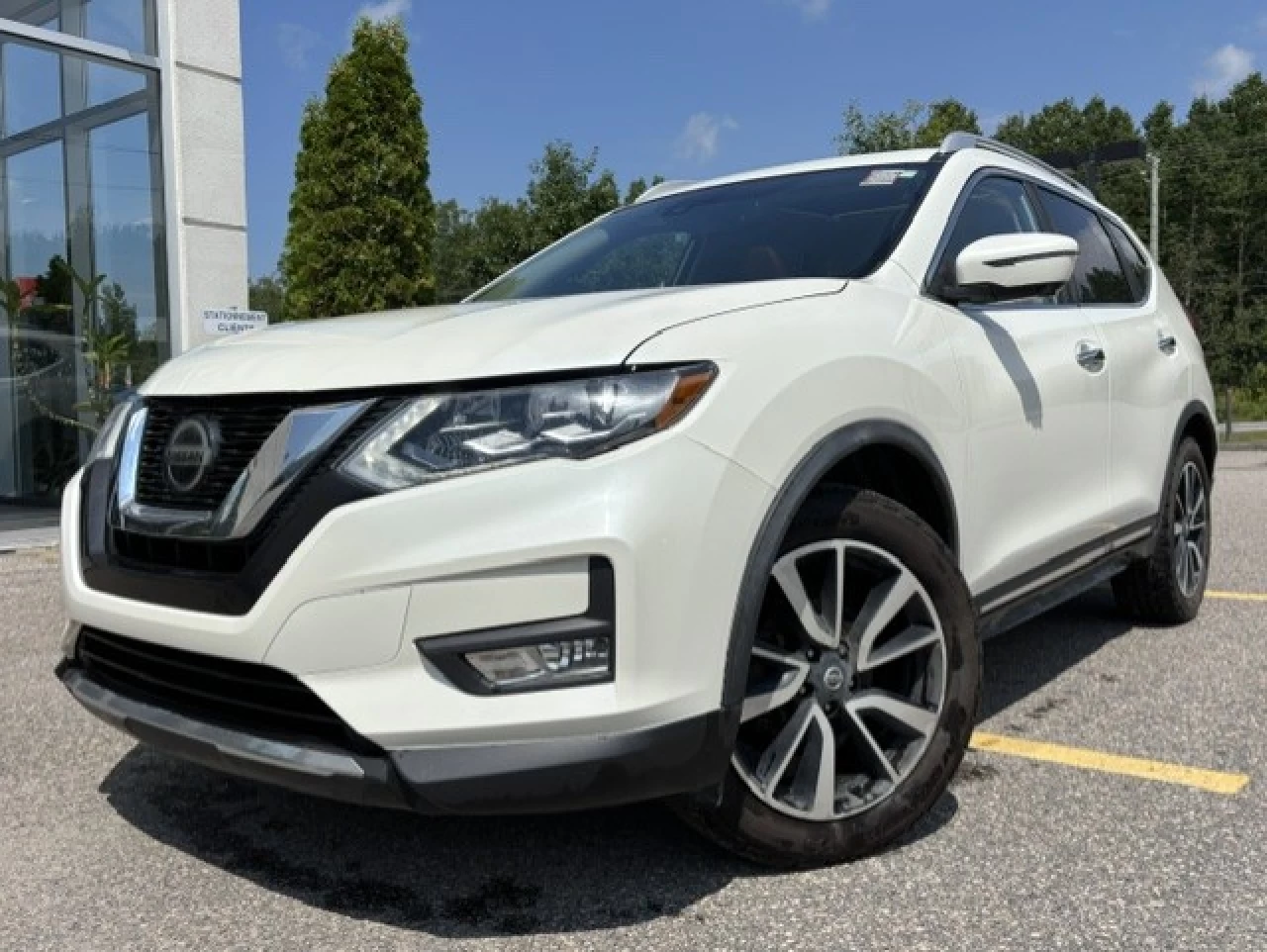 2018 Nissan Rogue SL Main Image