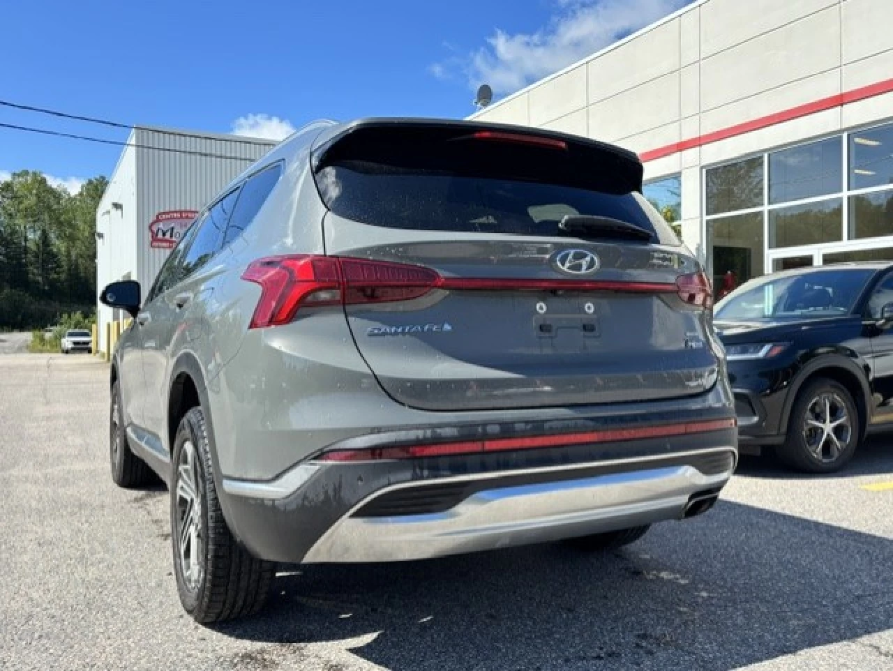 2022 Hyundai Santa Fe Preferred Main Image