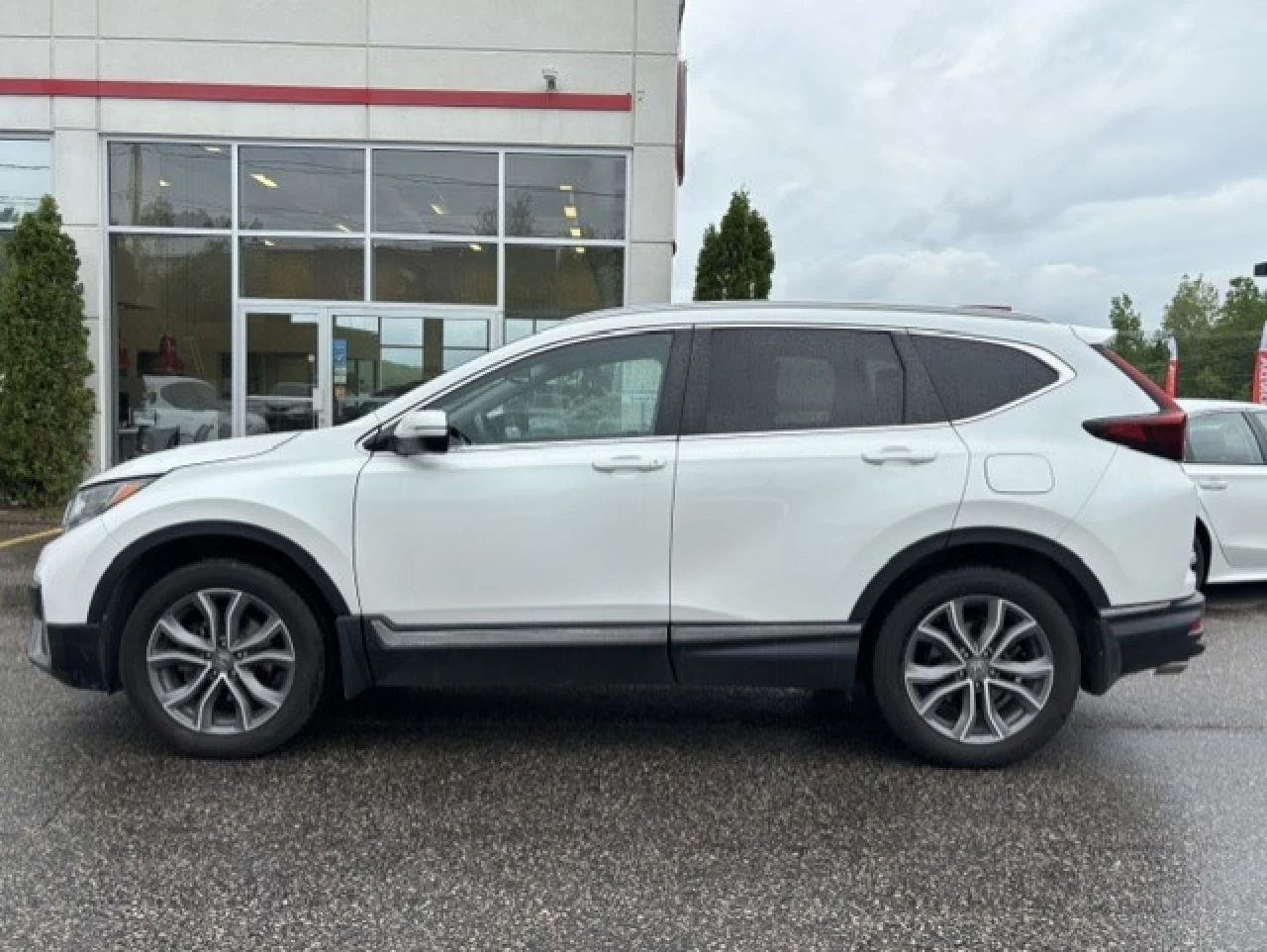 2022 Honda CR-V Touring Main Image