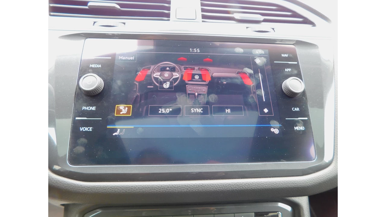 2021 Volkswagen Tiguan R-line Main Image