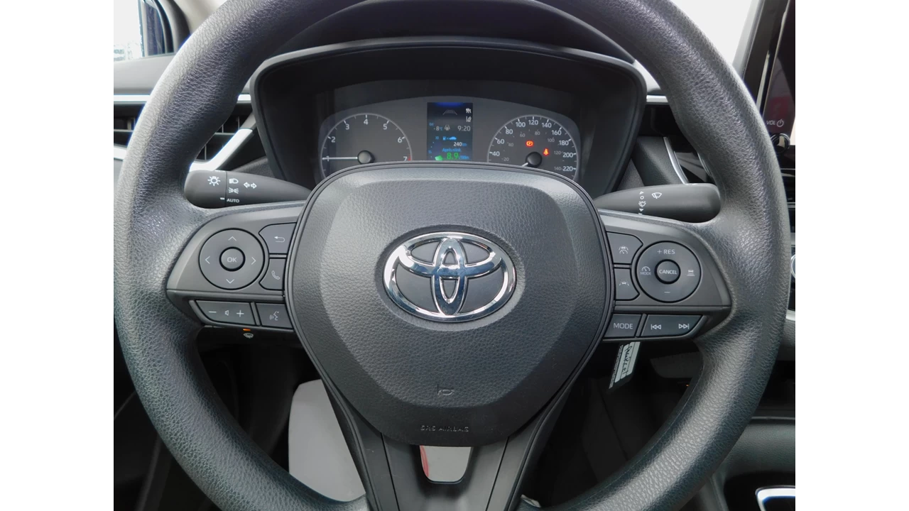 2024 Toyota Corolla L/LE Image principale