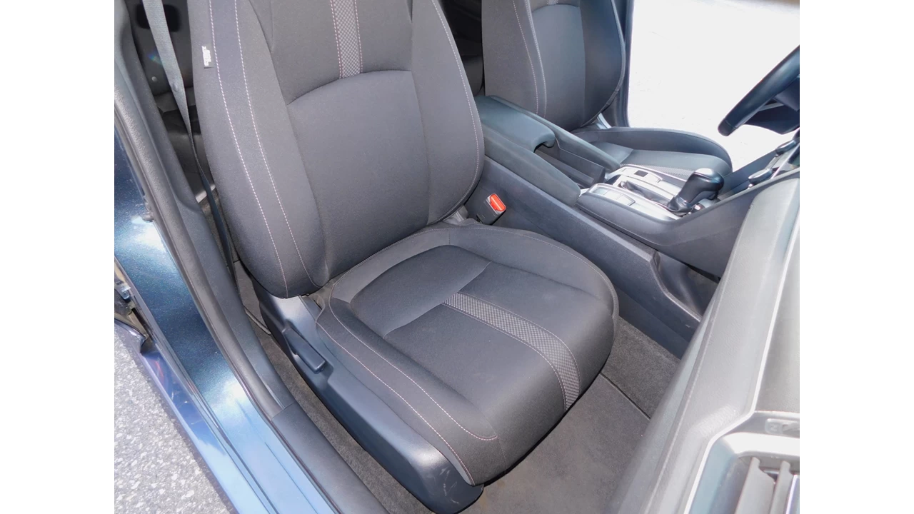 2019 Honda Civic EX Main Image