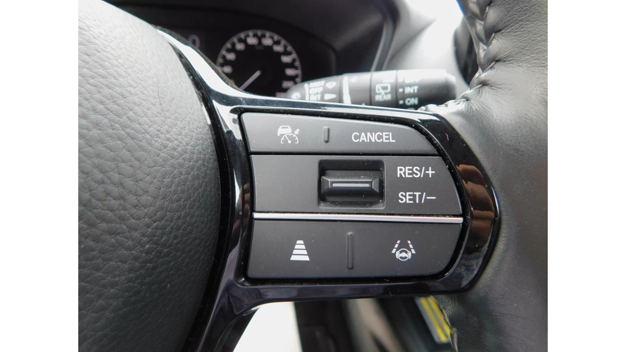 2023 Honda HR-V EX-L Navi Main Image
