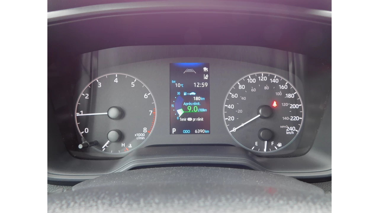 2024 Toyota Corolla LE Main Image