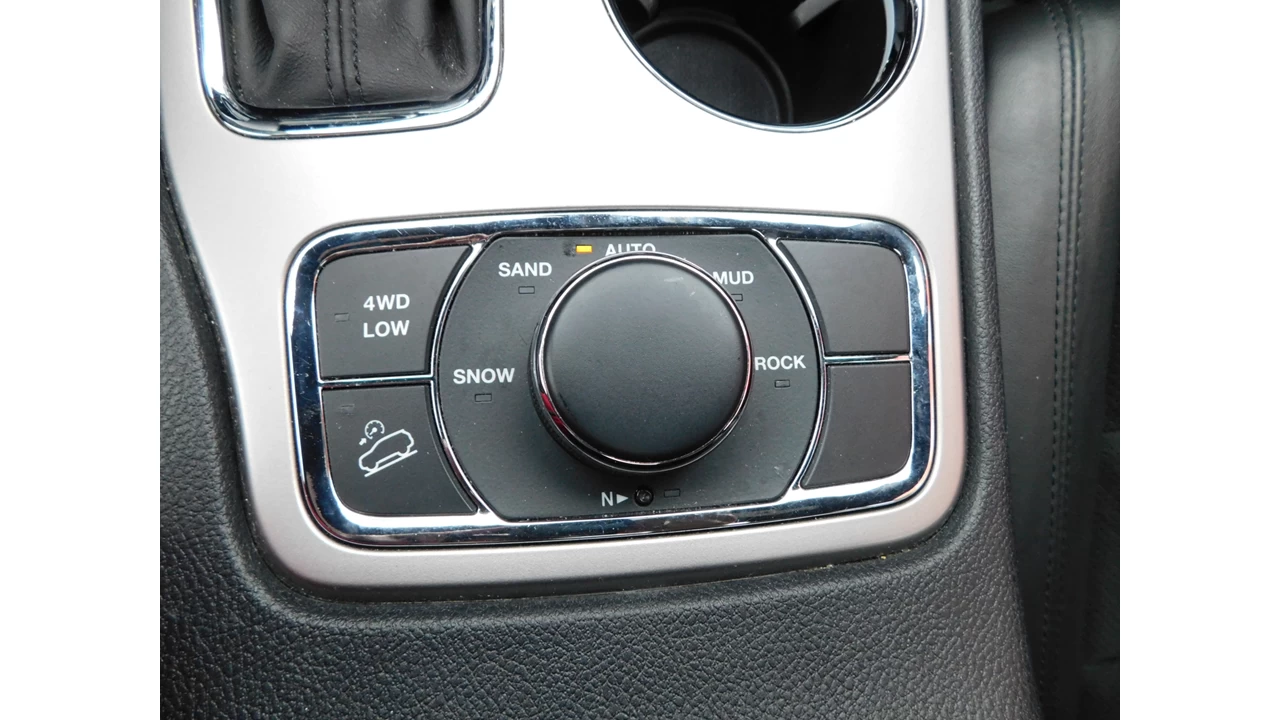 2019 Jeep Grand Cherokee Altitude IV Main Image