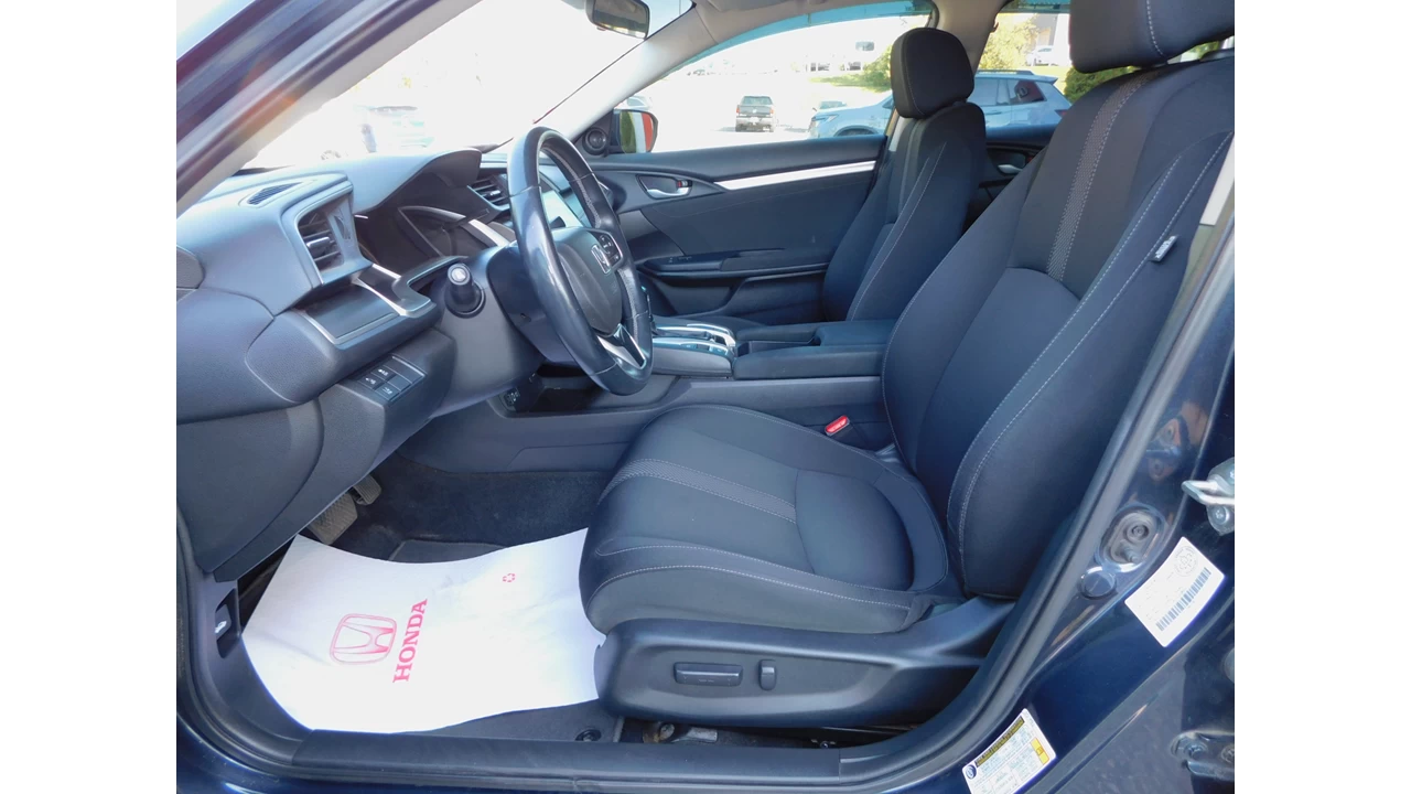 2019 Honda Civic EX Main Image