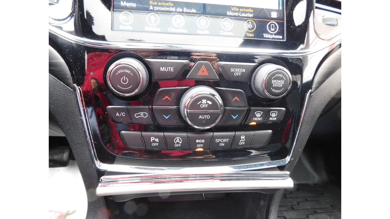 2019 Jeep Grand Cherokee Altitude IV Main Image