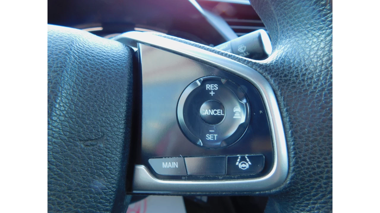 2021 Honda Civic LX Image principale