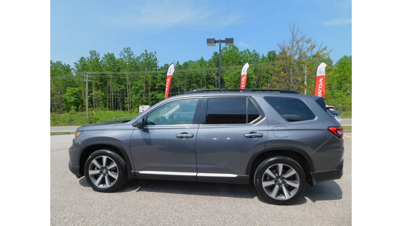 2023 Honda Pilot Touring Image principale