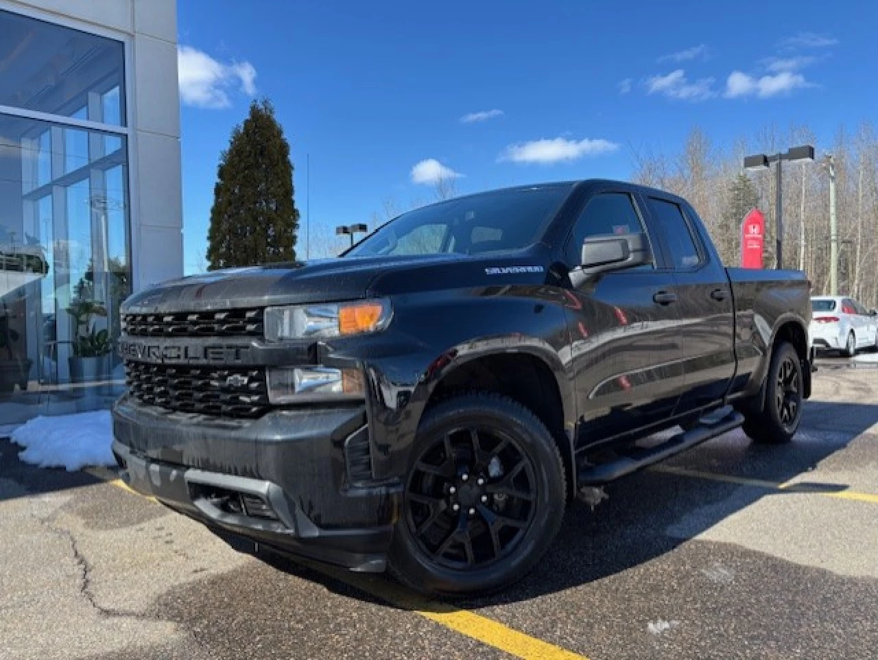 2019 Chevrolet Silverado 1500 CUSTOM Main Image