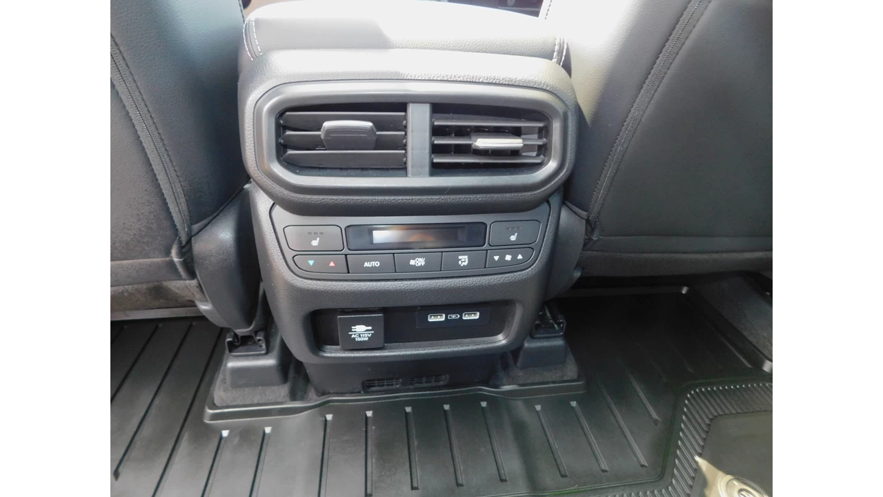 2023 Honda Pilot Touring Image principale