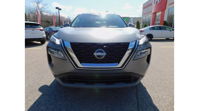 Nissan Rogue SV 2022