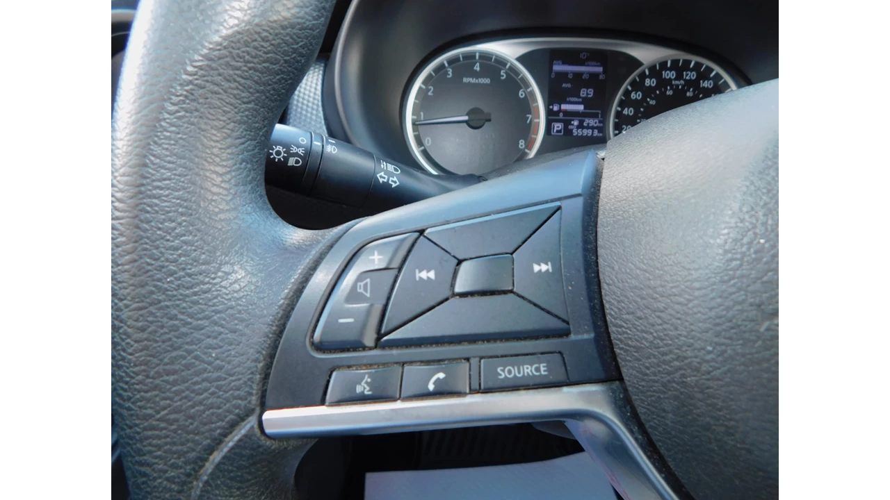 2020 Nissan Kicks S Main Image