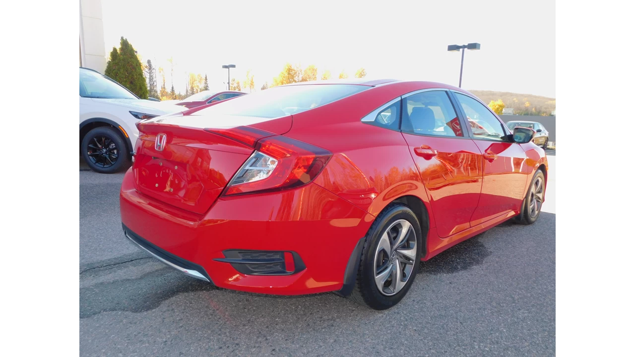 2021 Honda Civic LX Image principale