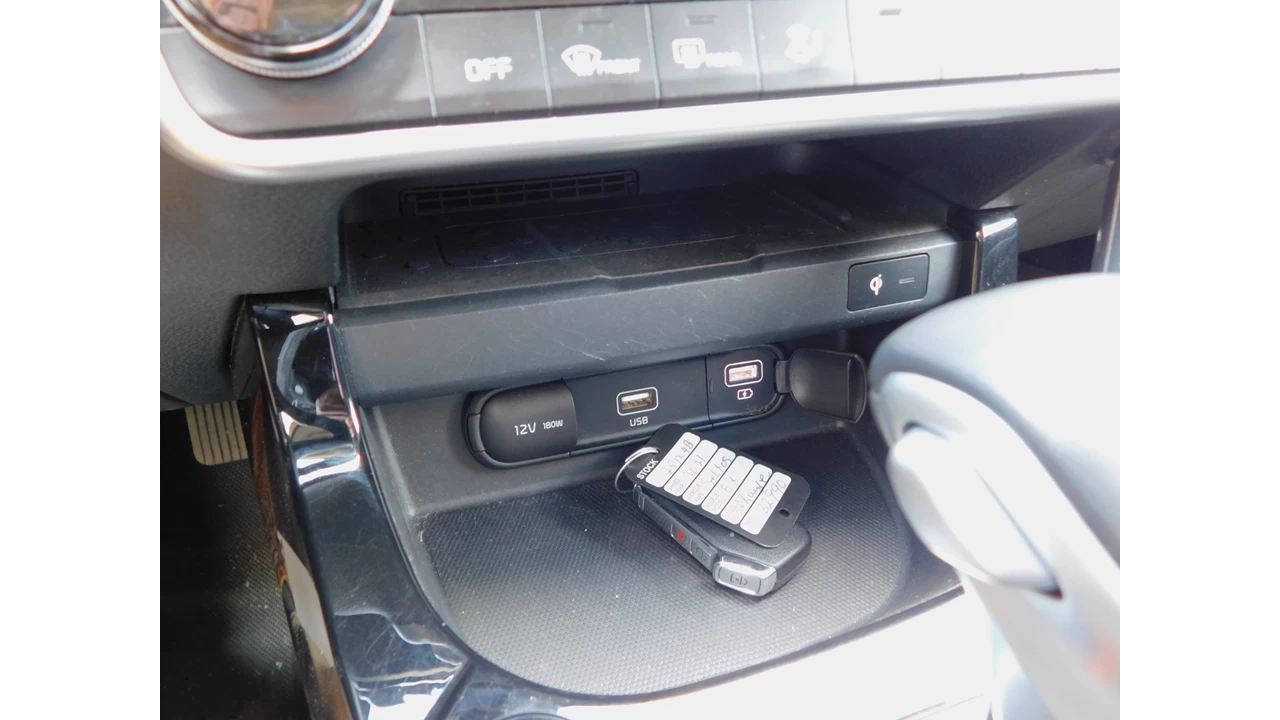 2021 Kia Seltos EX Main Image