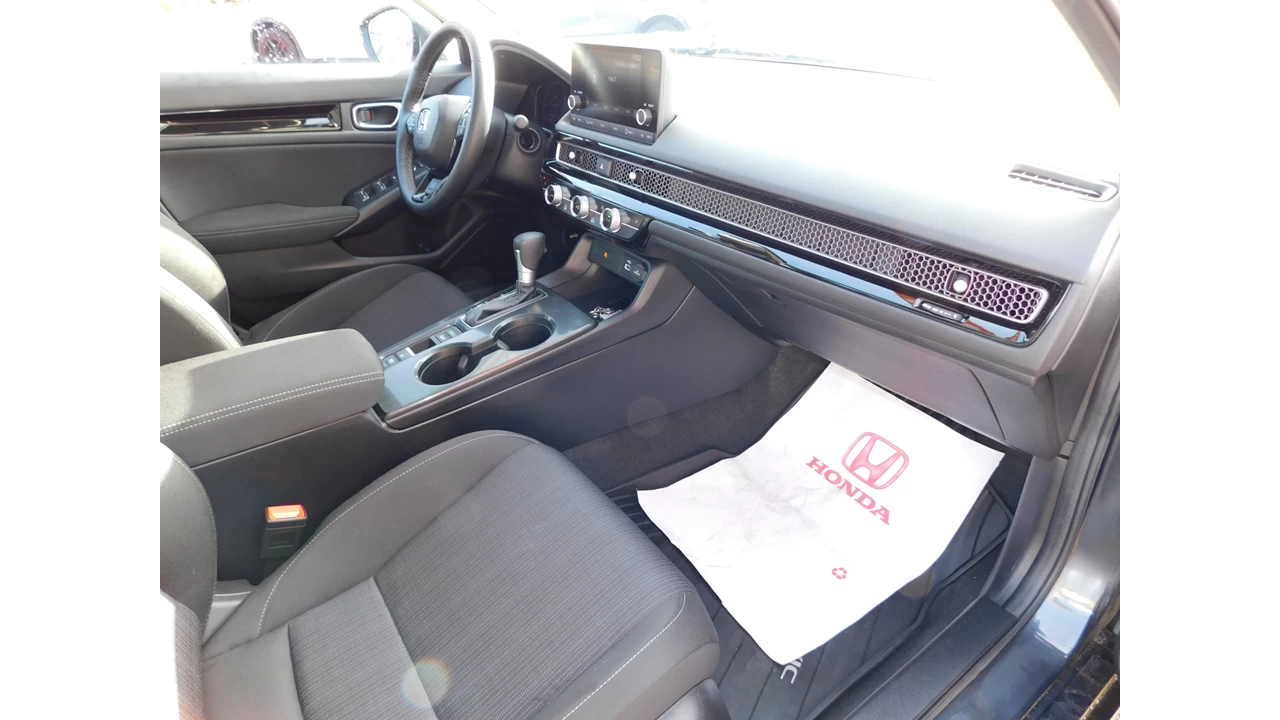 2024 Honda Civic LX-B Main Image
