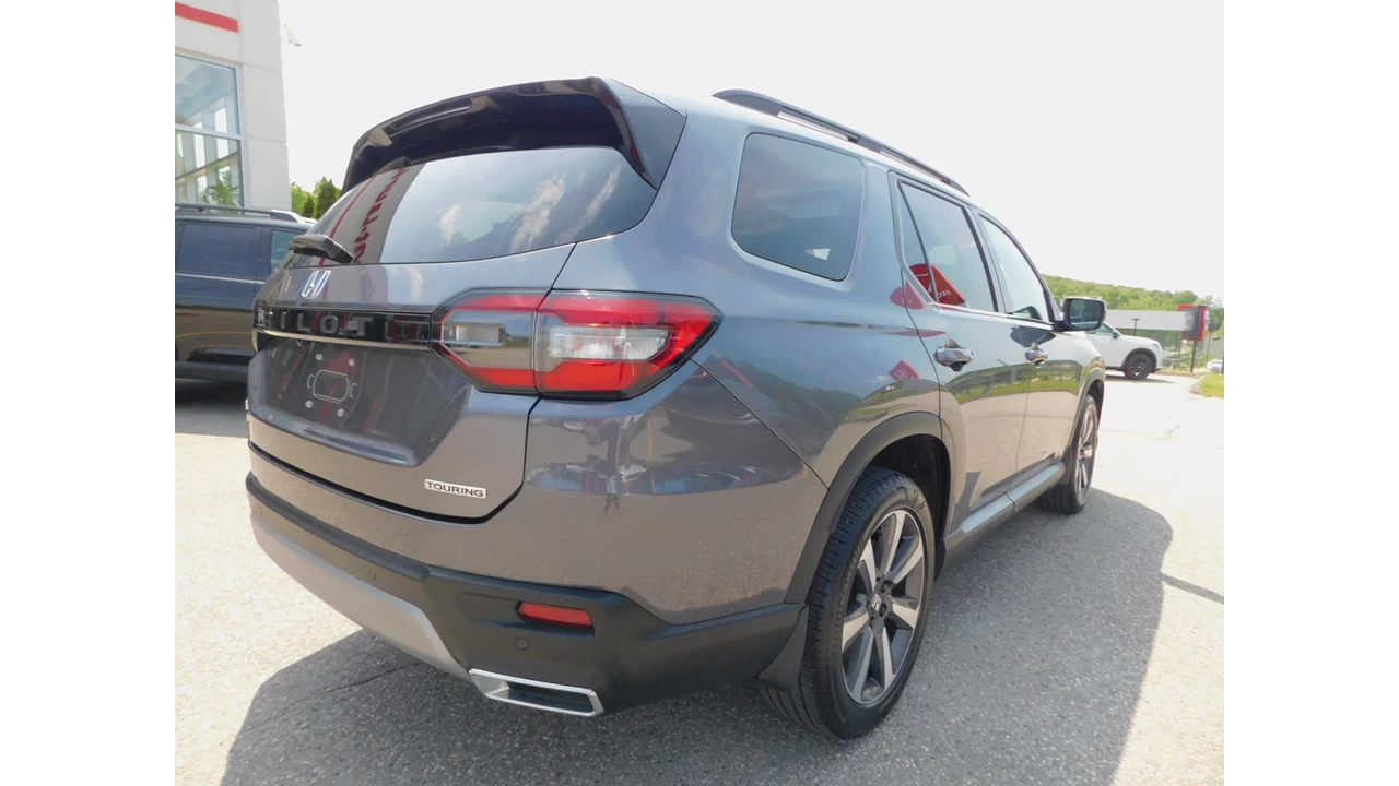 2023 Honda Pilot Touring Image principale