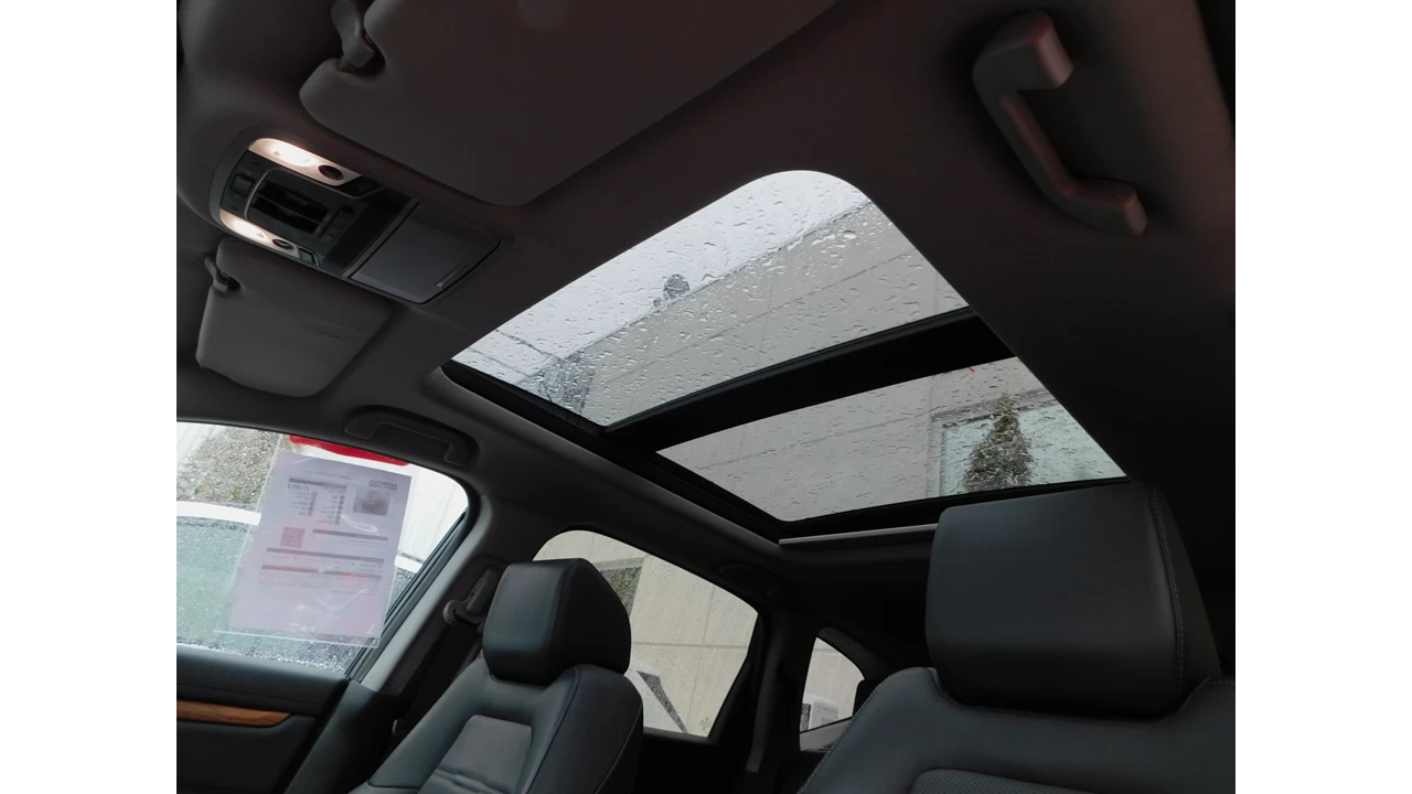 2017 Honda CR-V Touring Main Image