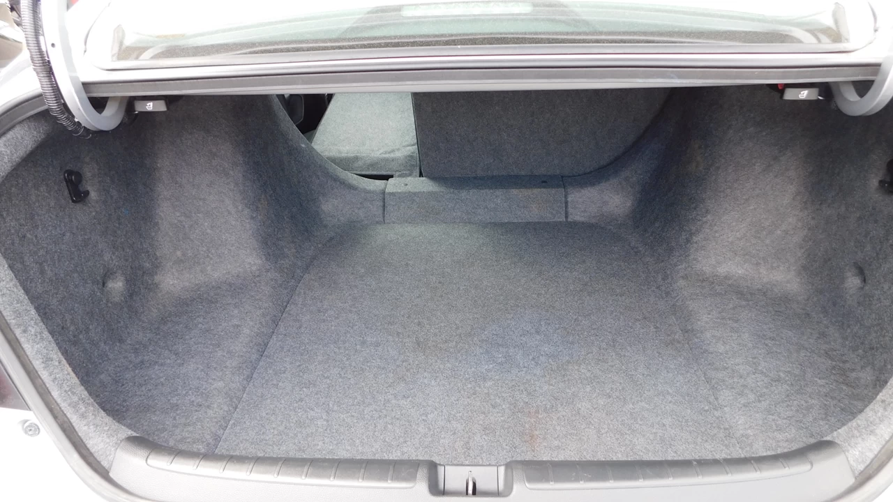 2020 Honda Accord LX Main Image