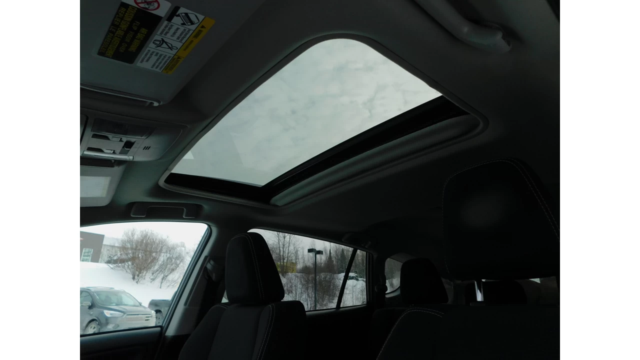 2017 Toyota RAV4 XLE Image principale