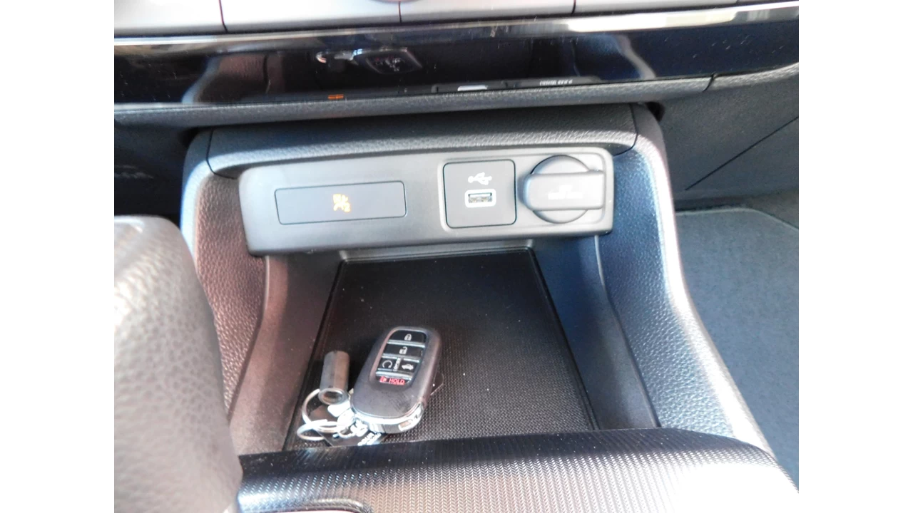 2024 Honda Civic LX-B Main Image