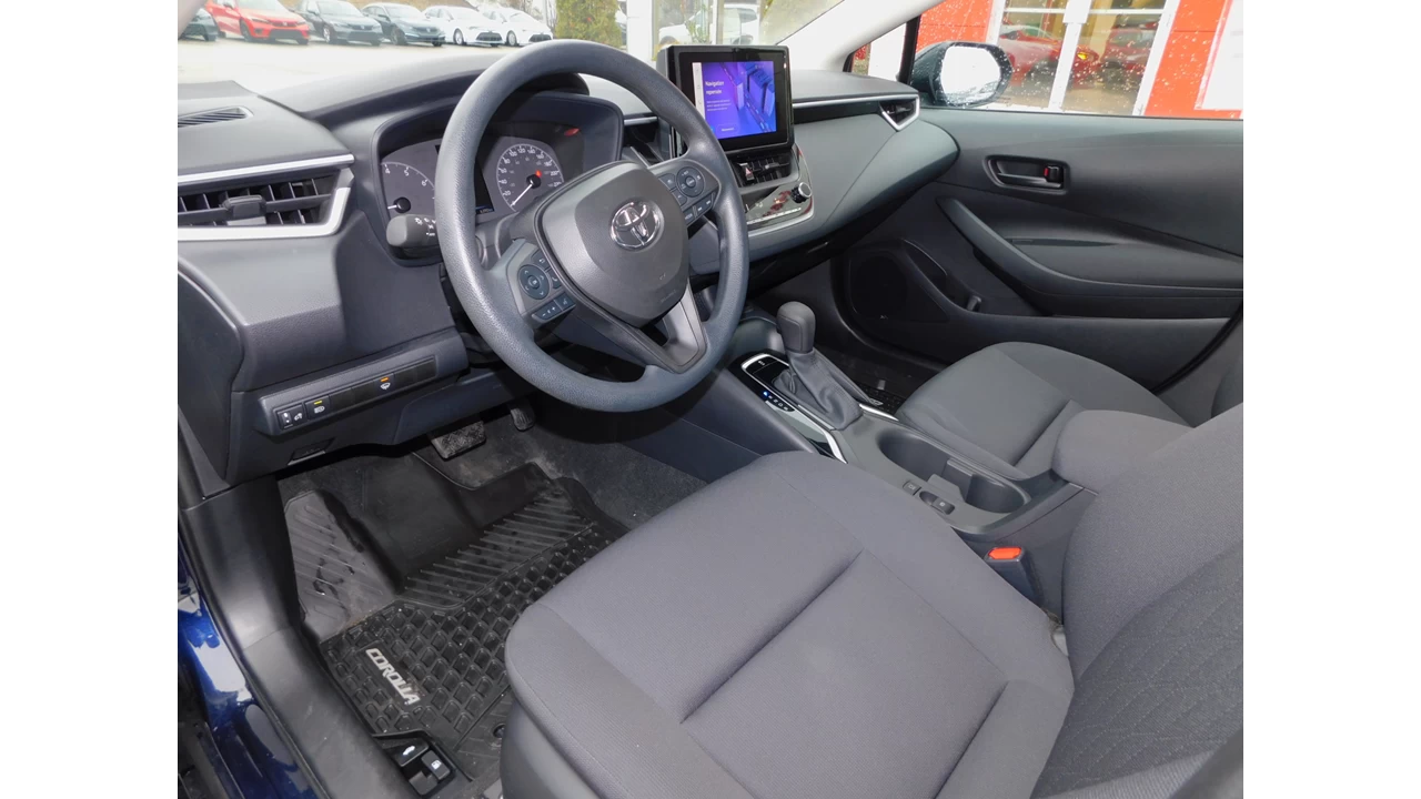 2024 Toyota Corolla LE Main Image