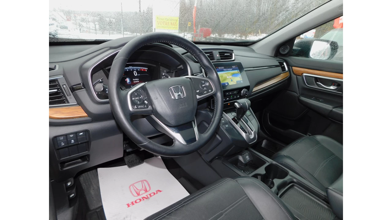 2017 Honda CR-V Touring Main Image