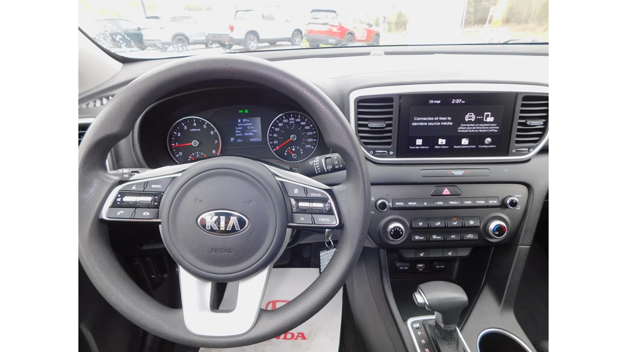 2022 Kia Sportage LX Main Image