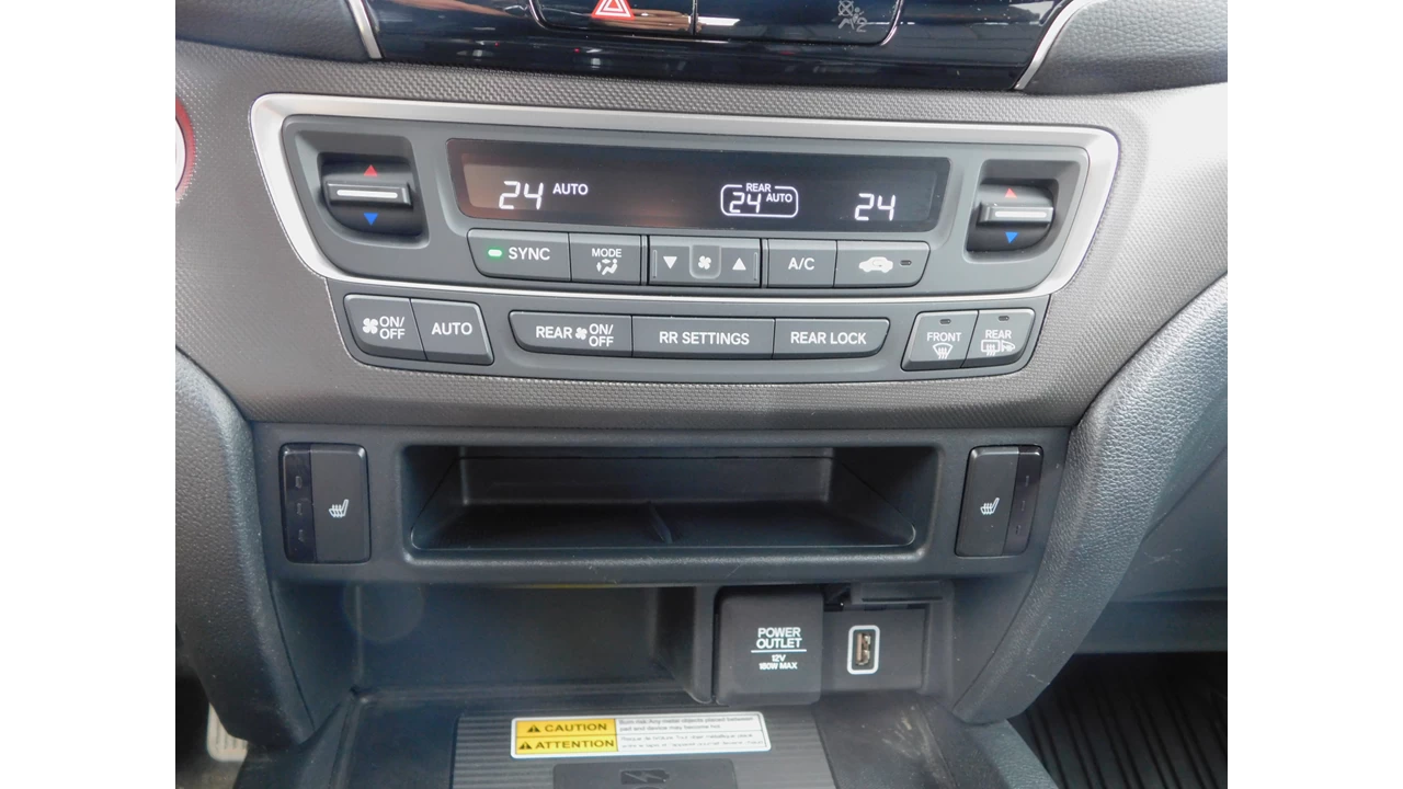 2023 Honda Pilot Touring Main Image