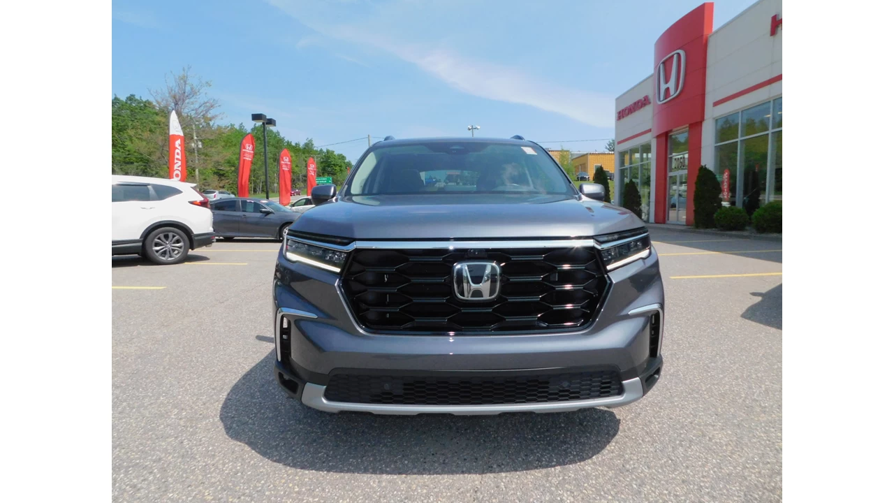 2023 Honda Pilot Touring Image principale