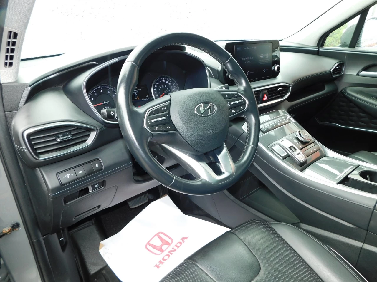 2022 Hyundai Santa Fe Preferred Main Image