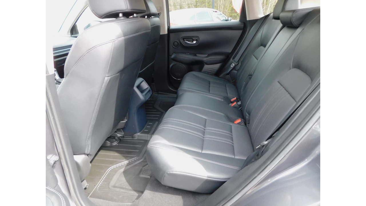 2023 Honda HR-V EX-L Navi Main Image