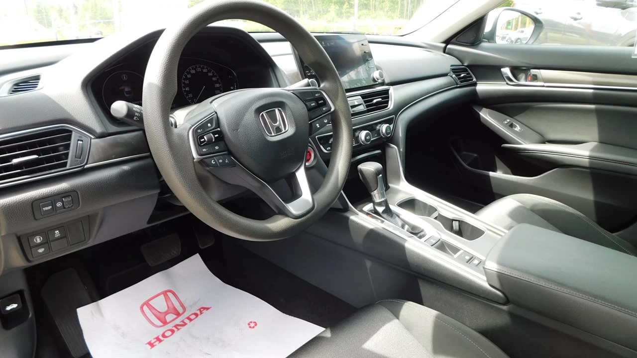 2020 Honda Accord LX Main Image