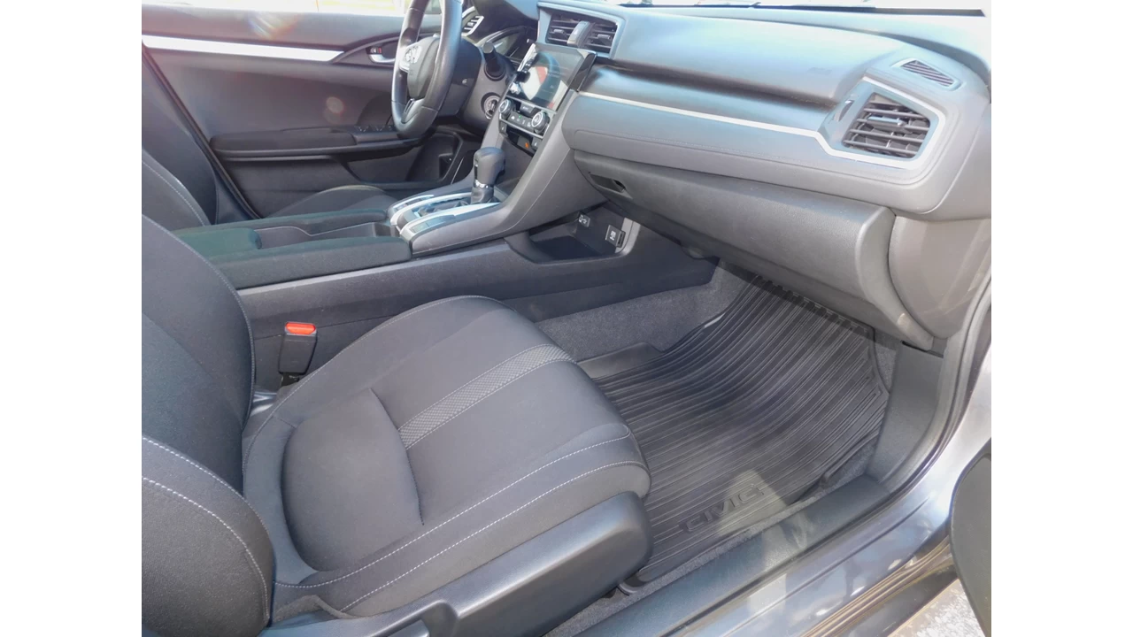 2021 Honda Civic LX Main Image