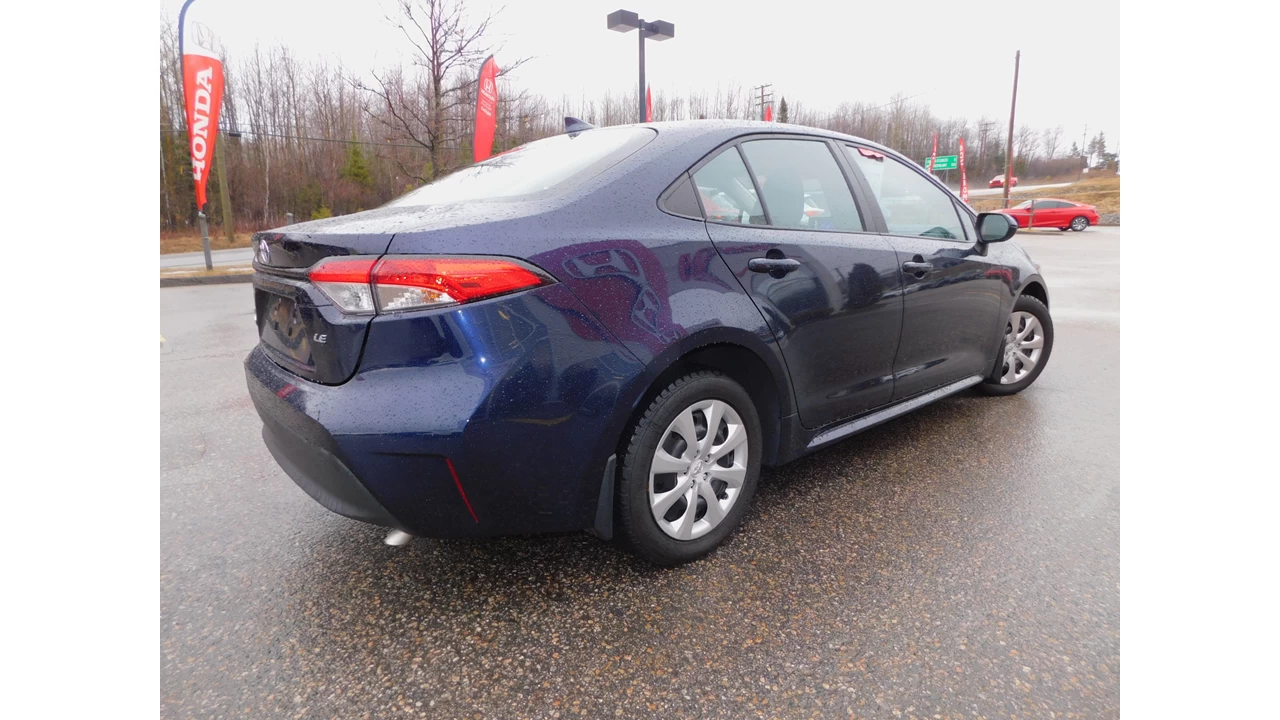 2024 Toyota Corolla LE Main Image