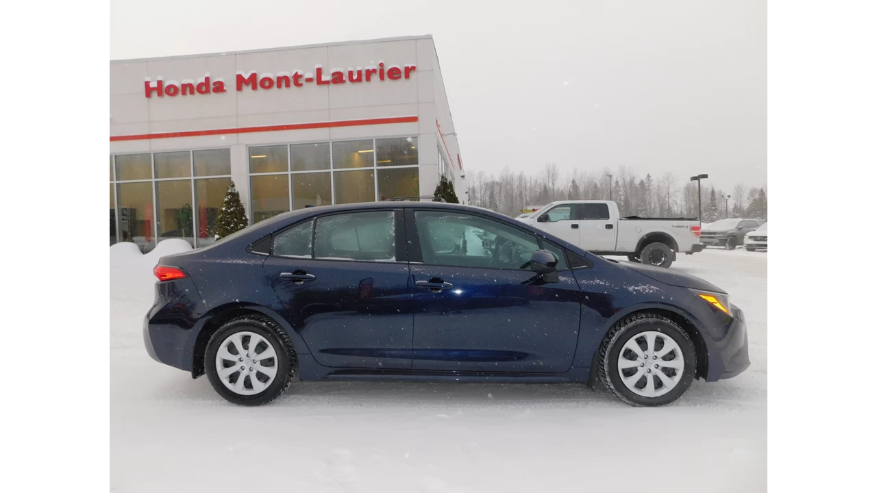 2024 Toyota Corolla L/LE Image principale