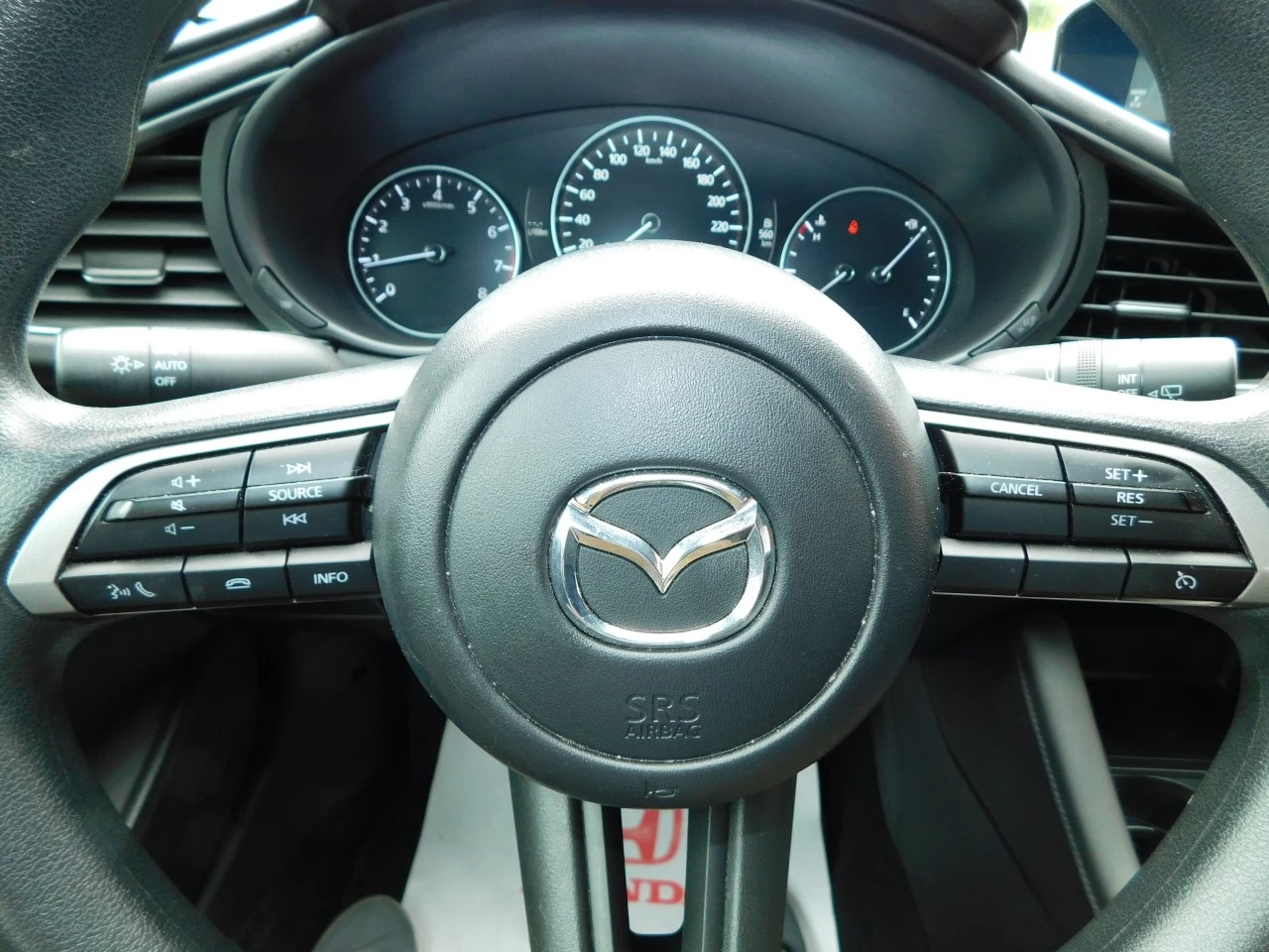2024 Mazda 3 Sport GX Image principale