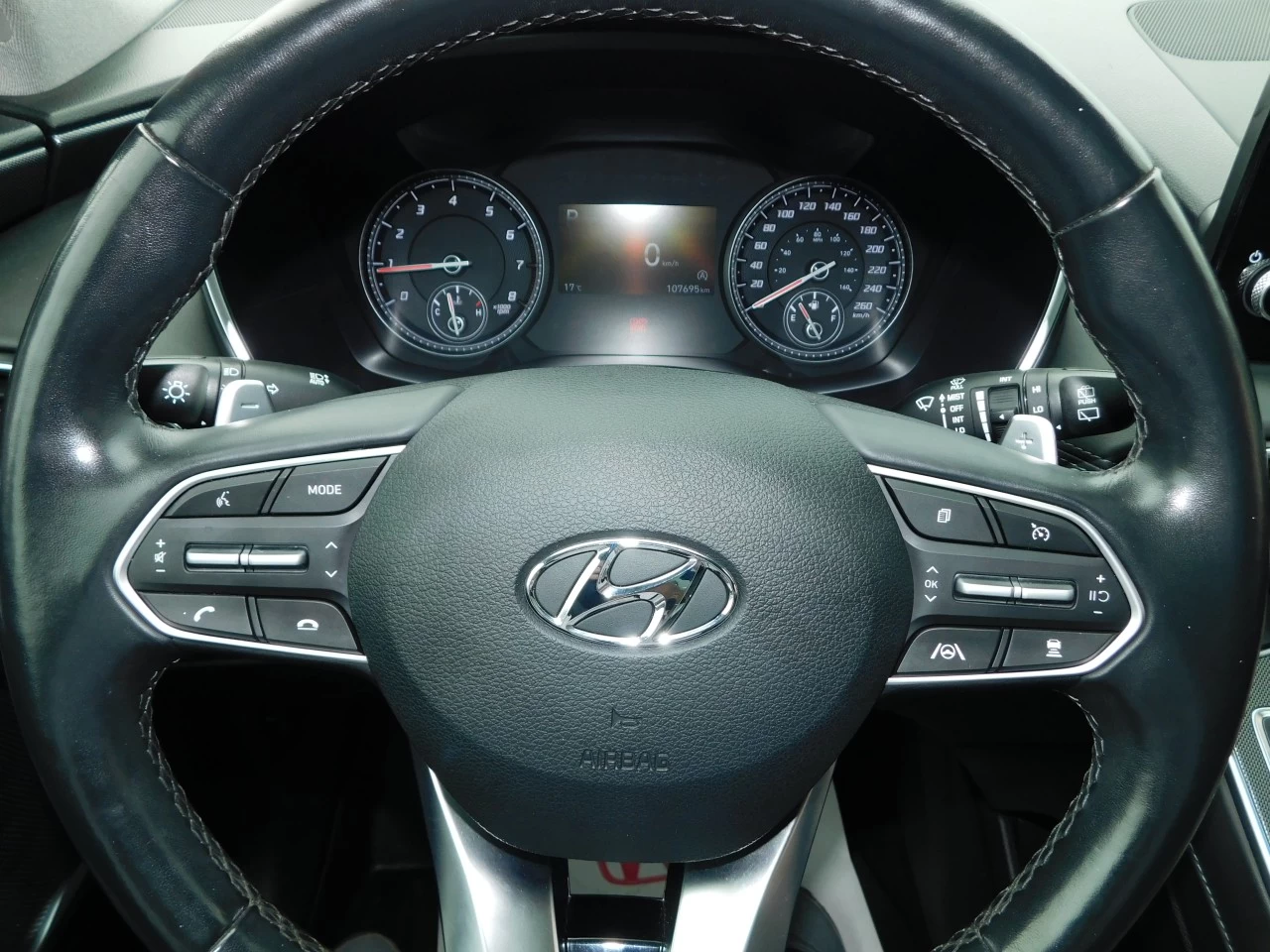 2022 Hyundai Santa Fe Preferred Main Image
