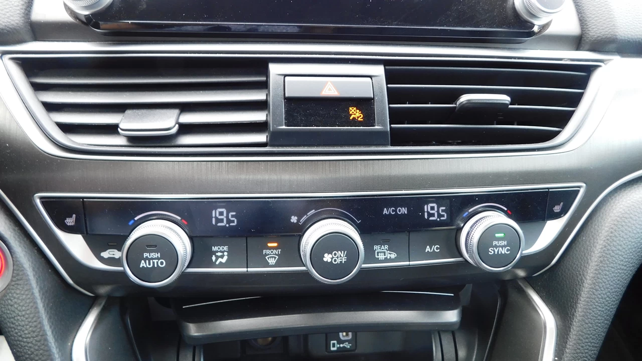 2020 Honda Accord LX Main Image