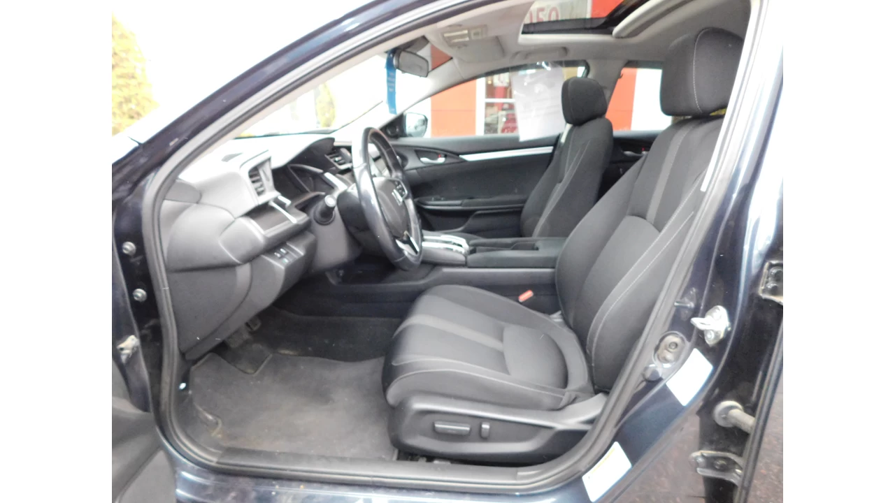 2019 Honda Civic EX Main Image