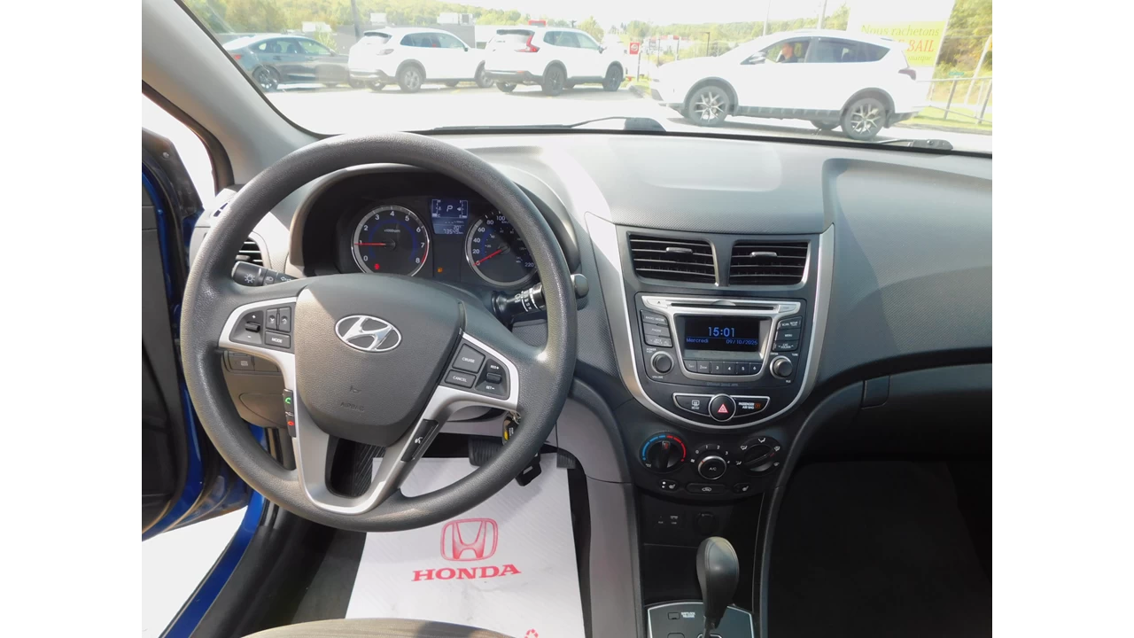2016 Hyundai Accent GL Main Image