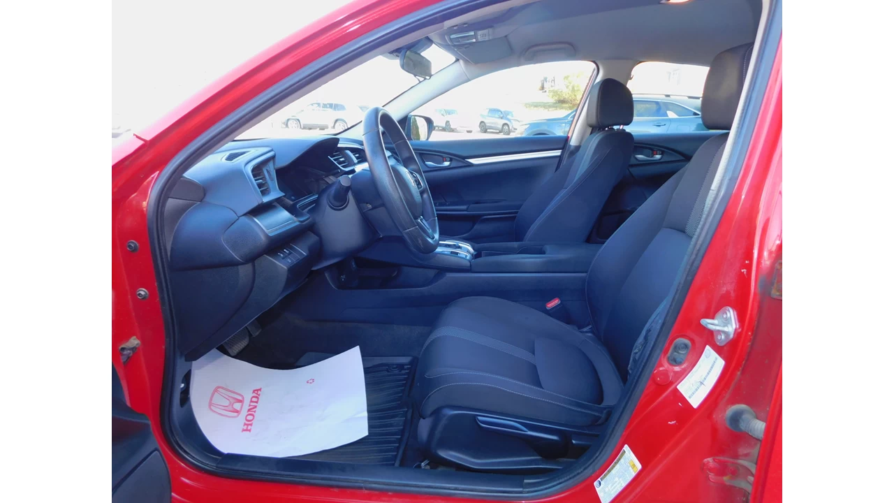 2021 Honda Civic LX Image principale