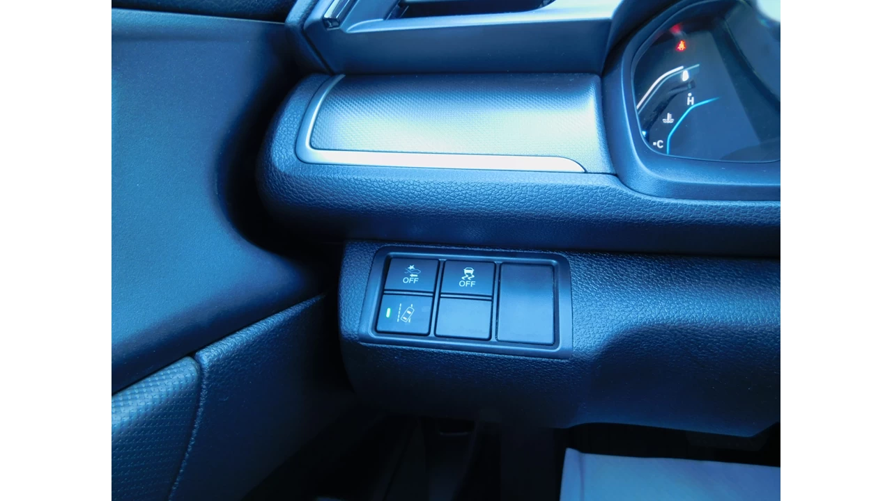 2021 Honda Civic LX Main Image