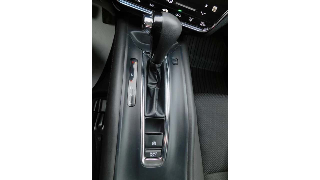 2021 Honda HR-V LX Main Image