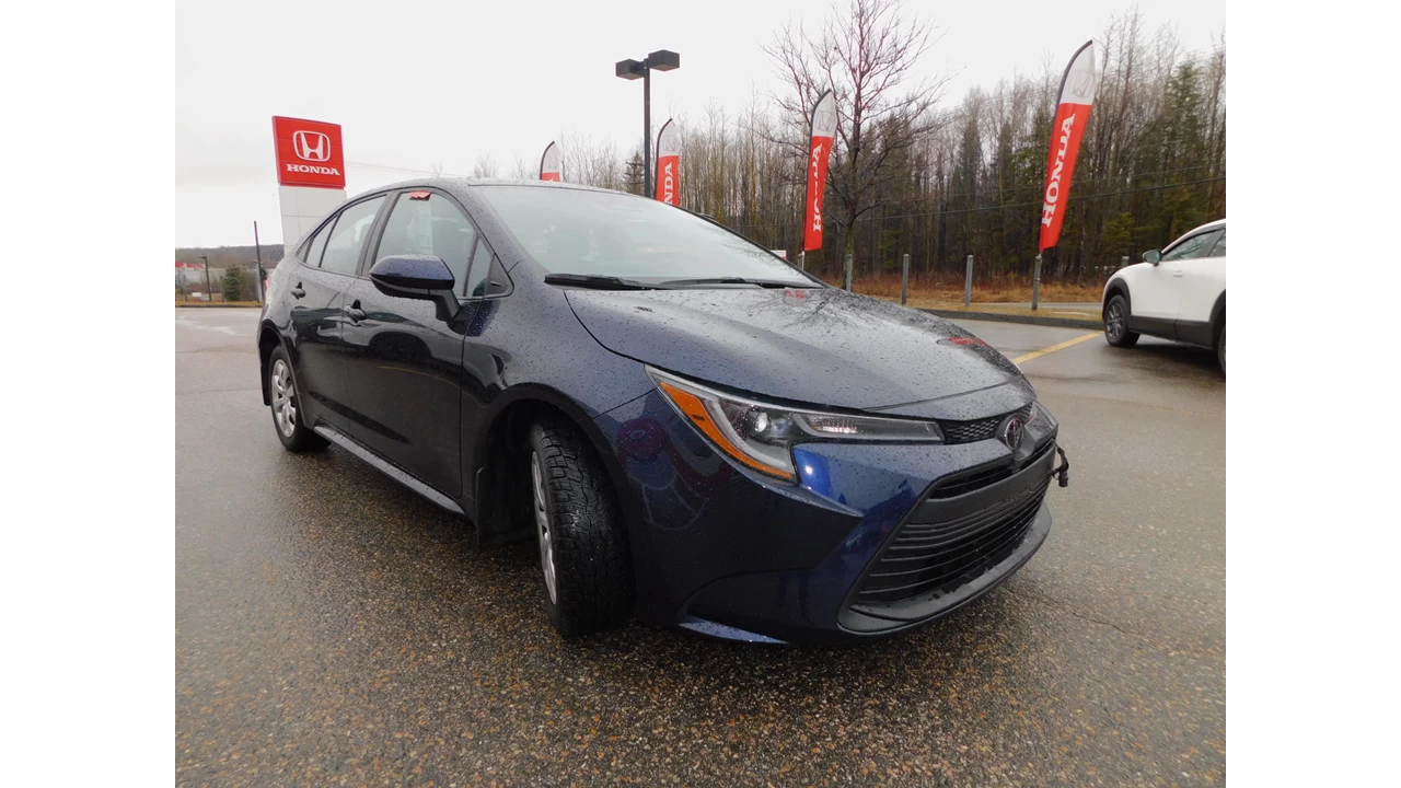 2024 Toyota Corolla LE Main Image
