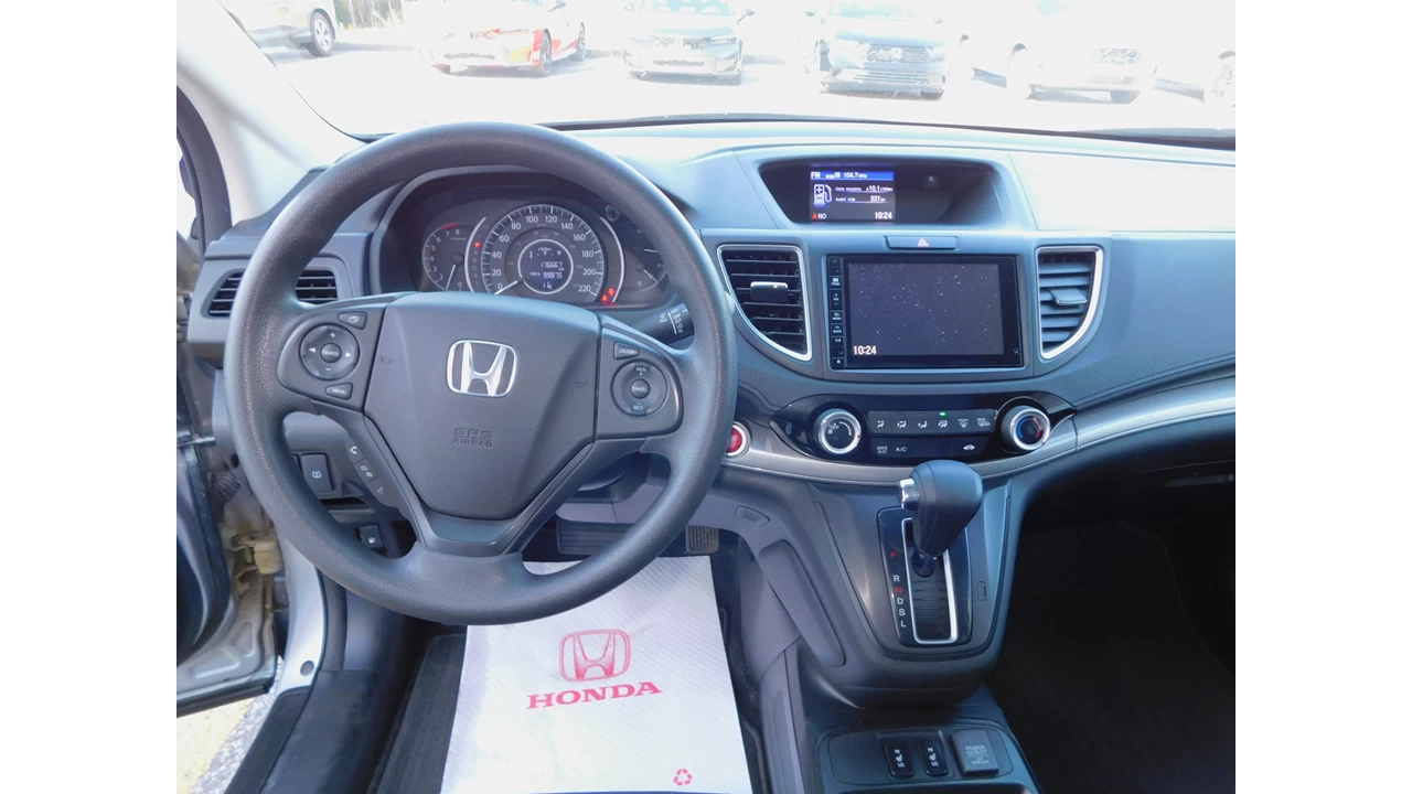 2015 Honda CR-V SE Main Image
