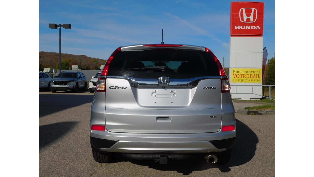 2015 Honda CR-V SE Main Image