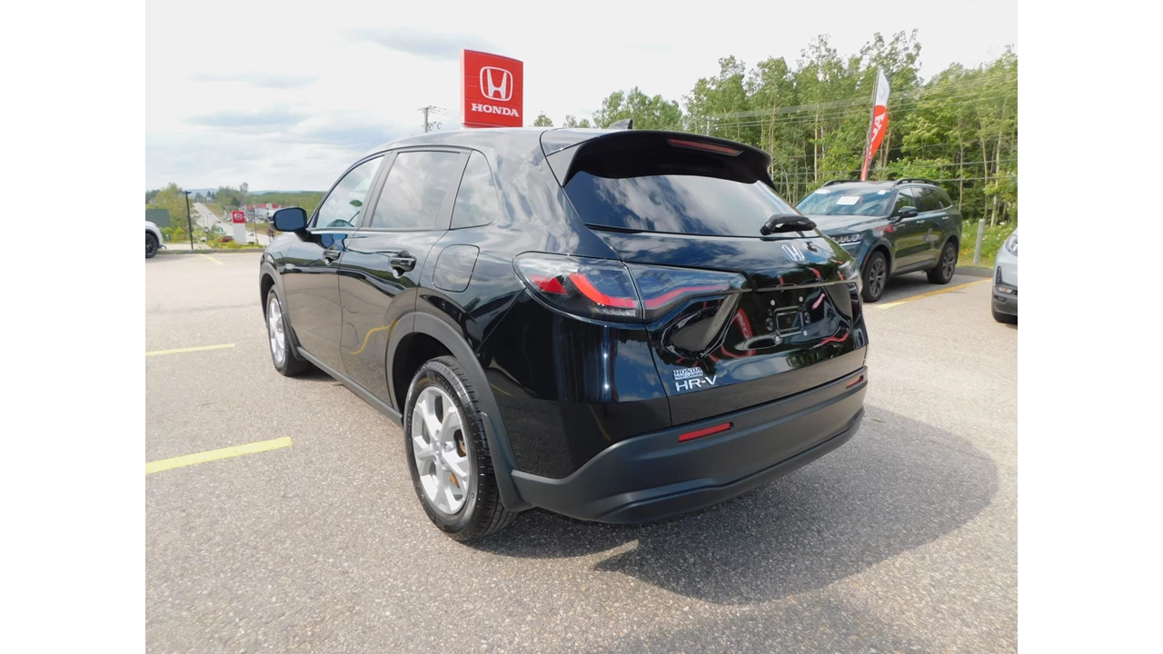 2023 Honda HR-V LX Main Image
