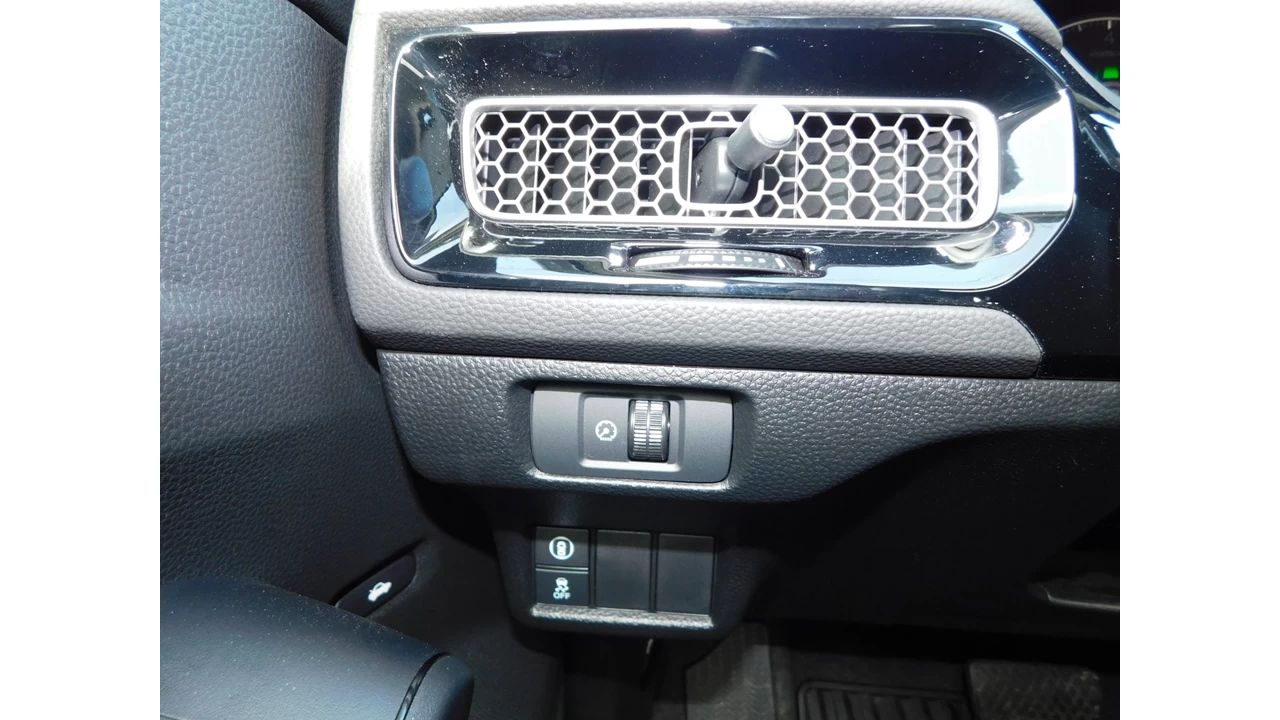 2024 Honda Civic LX-B Main Image