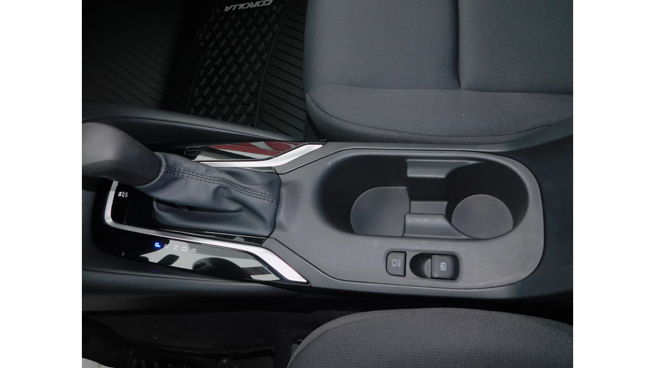 2024 Toyota Corolla LE Main Image